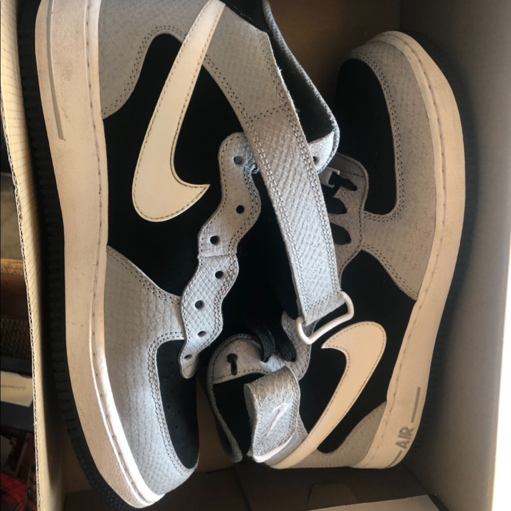 air force one high - Picture 1 of 1